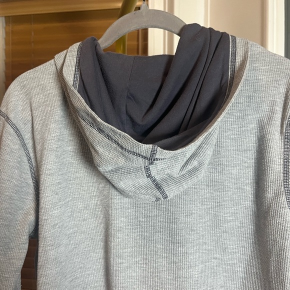 Fabletics Ribbed Heather Gray Zip-Up Jacket - Picture 3 of 5